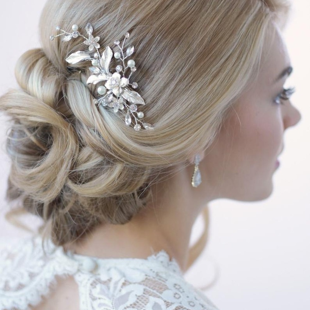 Cài Tóc Hình Hoa Đính Đá Thời Trang Cho Cô Dâu