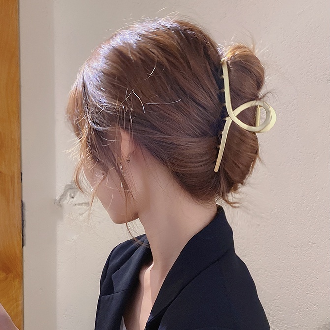 Kẹp Tóc Hình Cá Mập Đính Ngọc Trai Giả Thời Trang Hàn Quốc Cho Nữ