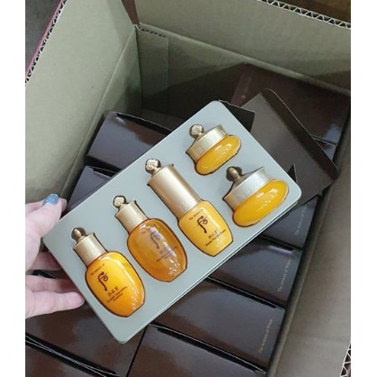 [WHOO] Bộ dưỡng da vàng WHOO GONGJINHYANG MINI