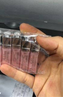 Dưỡng môi Dior mini