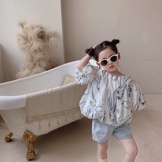 Áo bồng bé gái (Nguyen Giang)