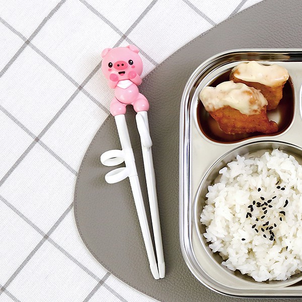 Đũa tập gắp cho bé, tập ăn xỏ ngón bằng nhựa nhãn hiệu Edison