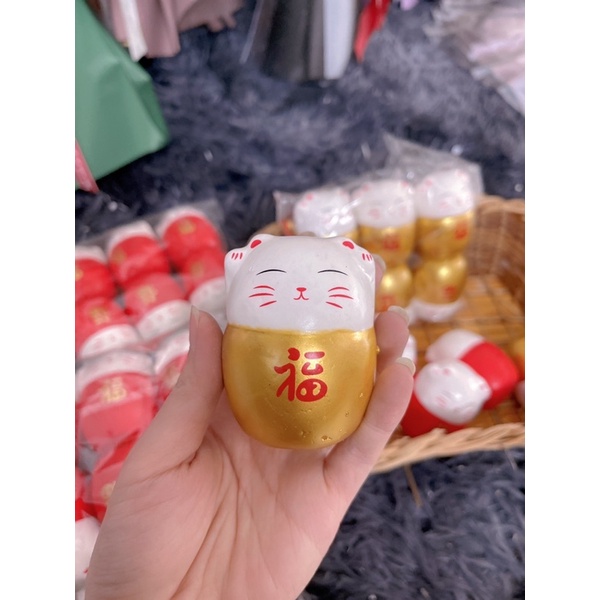 Mèo thần tài có chuông - phụ kiện treo bình hoa decor
