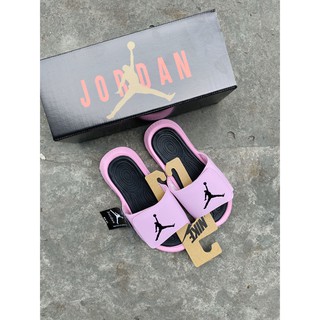 Dép jordan nữ hồng đen