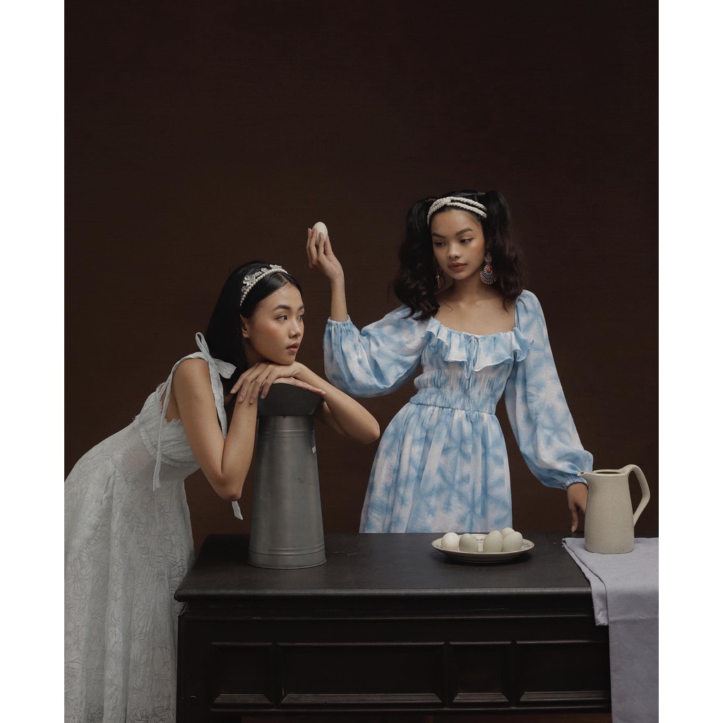 Đầm midi xoè tay phồng cổ bèo The Country Ocean Bee Dress vải cotton xanh