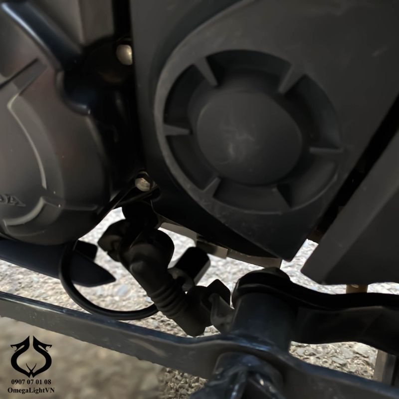 Bộ hỗ trợ sang số nhanh OMG_Quickshifter dành cho các dòng xe tay côn