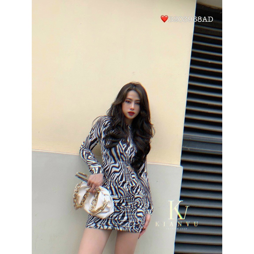 Đầm rằn ri tay dài kết hợp khoét bên hông seexy TTSA0947
