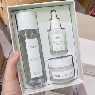 Set dưỡng trắng da Huxley cao cấp