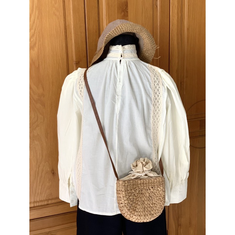 ÁO KIỂU TIỂU THƯ PHỐI REN CÓ CỔ- A06K | BigBuy360 - bigbuy360.vn