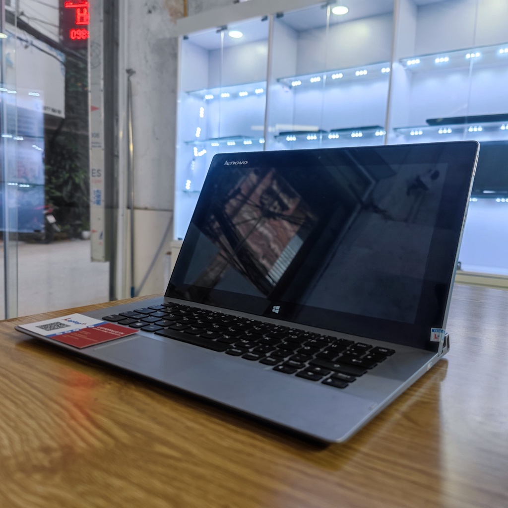 Laptop Lenovo	core i3-4030u, ram 2GB, ssd 120B + 64GB, màn cảm ứng | BigBuy360 - bigbuy360.vn