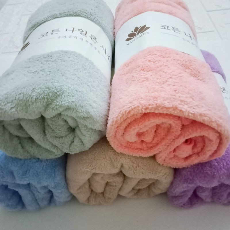 Khăn tắm bông hàn quốc 70x140cm chất khăn bông lông cừu siêu mềm mịn, thấm hút nước cực tốt thích hợp cho cả mẹ và bé