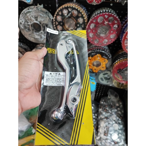 Cặp tay thắng xi của Vario