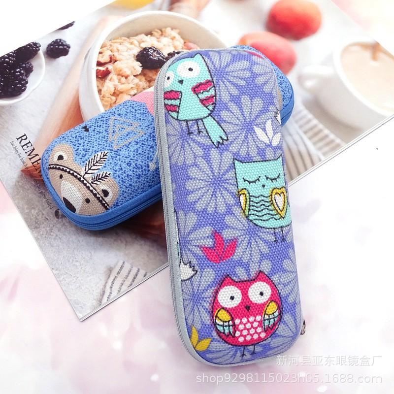 Hộp kính trẻ em dây kéo [ giao màu ngẫu nhiên ] [Có sẵn] [Ảnh thật]