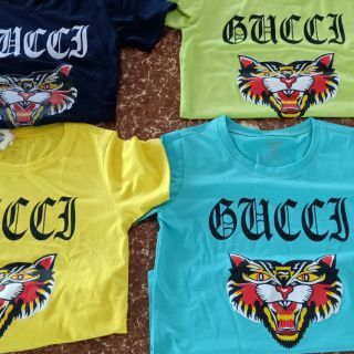 Set c ngọc thăm