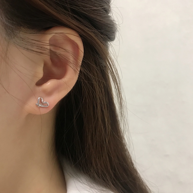 1 đôi bông tai bạc S925 hình thánh giá/trái tim đơn giản không gây dị ứng