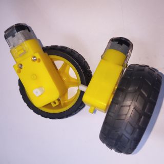 Động cơ + bánh xe V1
