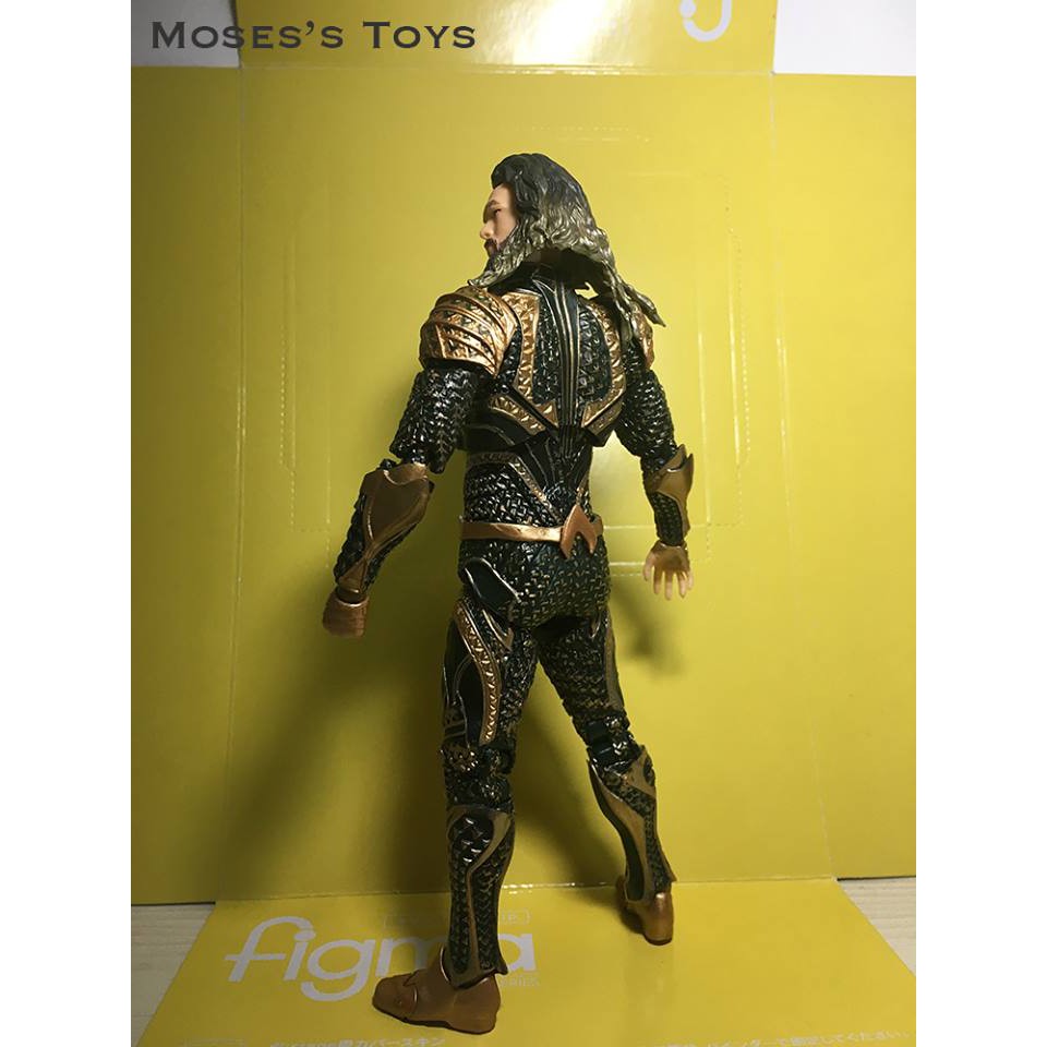 Mô hình Aqua man đế vương Atlantis Mafex