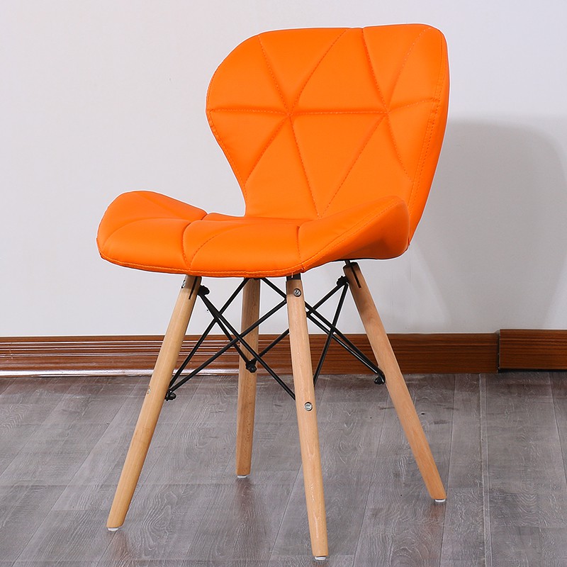 Ghế Eames cánh bướm bọc da chân đan gỗ