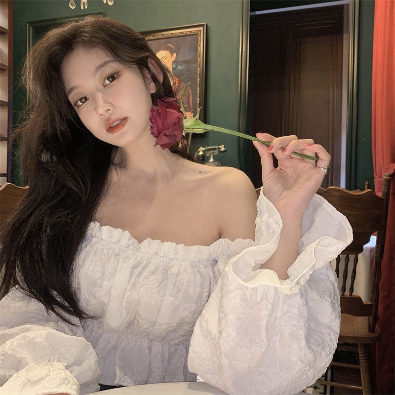  Áo croptop dài tay trễ vai xinh xắn dành cho nữ | BigBuy360 - bigbuy360.vn