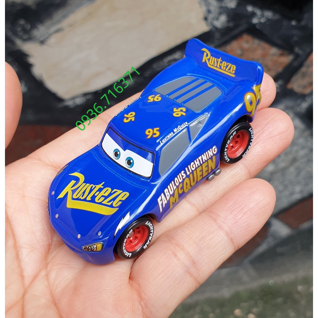 Xe mô hình tomica Nhật Bản - Cars Lightning McQueen