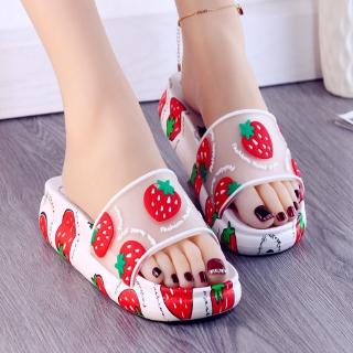 Dép đi trong nhà đế mềm chống trượt họa tiết hoạt hình cho các bé