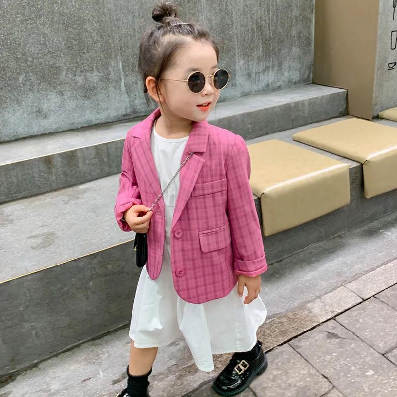 Áo khoác vest tay dài kẻ sọc màu hồng phong cách mùa thu Hàn Quốc 2021 cho bé gái