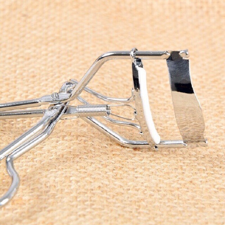 Dụng Cụ Bấm Mi Eyelash Curler