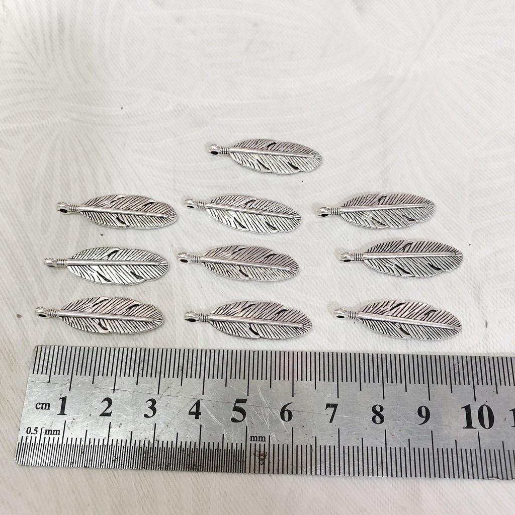 Mặt lông vũ dài ( gói/ 10 cái ) (0110)
