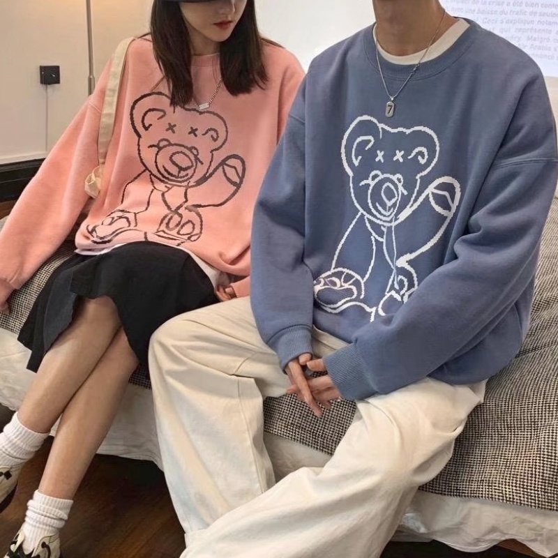 Áo sweater tay dài cổ tròn dáng rộng in họa tiết gấu hoạt hình phong cách Hàn Quốc đáng yêu dành cho các cặp đôi | WebRaoVat - webraovat.net.vn
