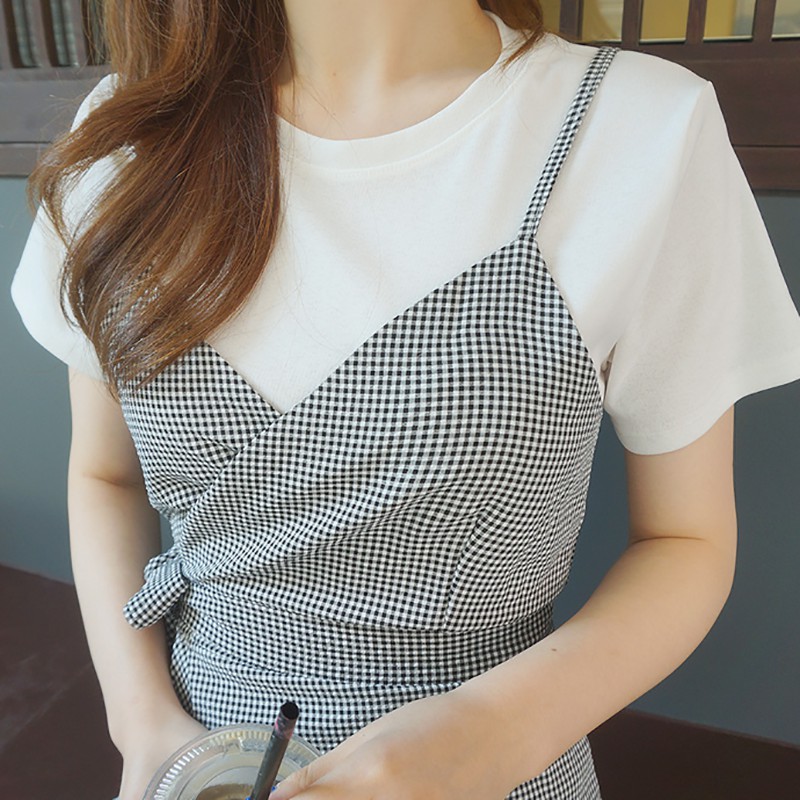 Váy yếm caro nhí lệch tà (có sẵn)