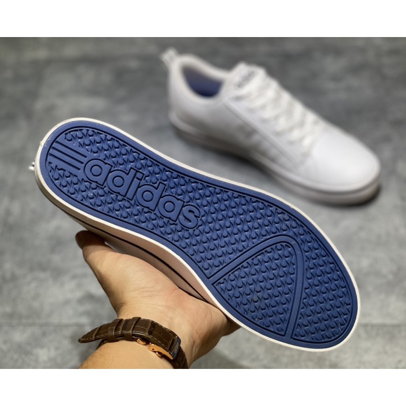 Giày Adidas trắng ba sọc - Hàng Chính Hãng (date 03/2020)