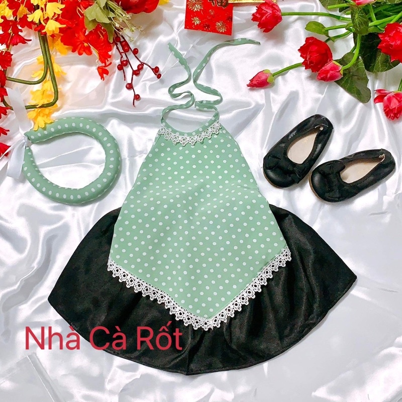 Set yếm đào lụa hàng thiết kế cho be gái