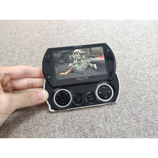 Máy game PSP GO nhỏ gọn