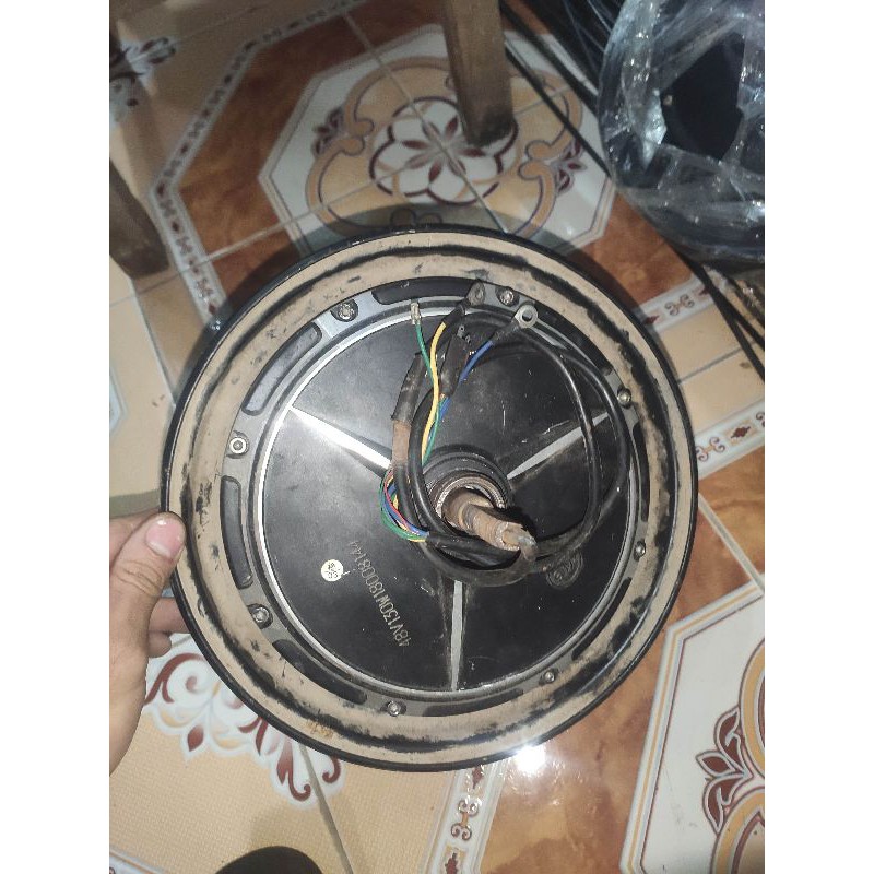 Thanh lí  động cơ 800w xe máy điện