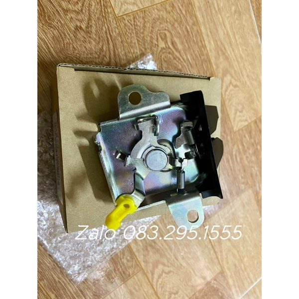 Khoá ngậm cốp Vios 02 - 07 , Altis 02 - 07