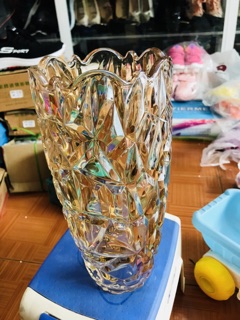 Bình hoa pha lê ánh vàng
