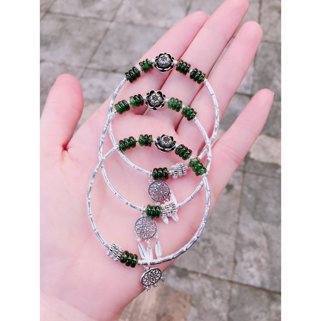 vòng đá Diopside mix charm bạc thái