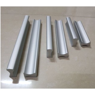 TAY NẮM TỦ PE NHÔM MỜ