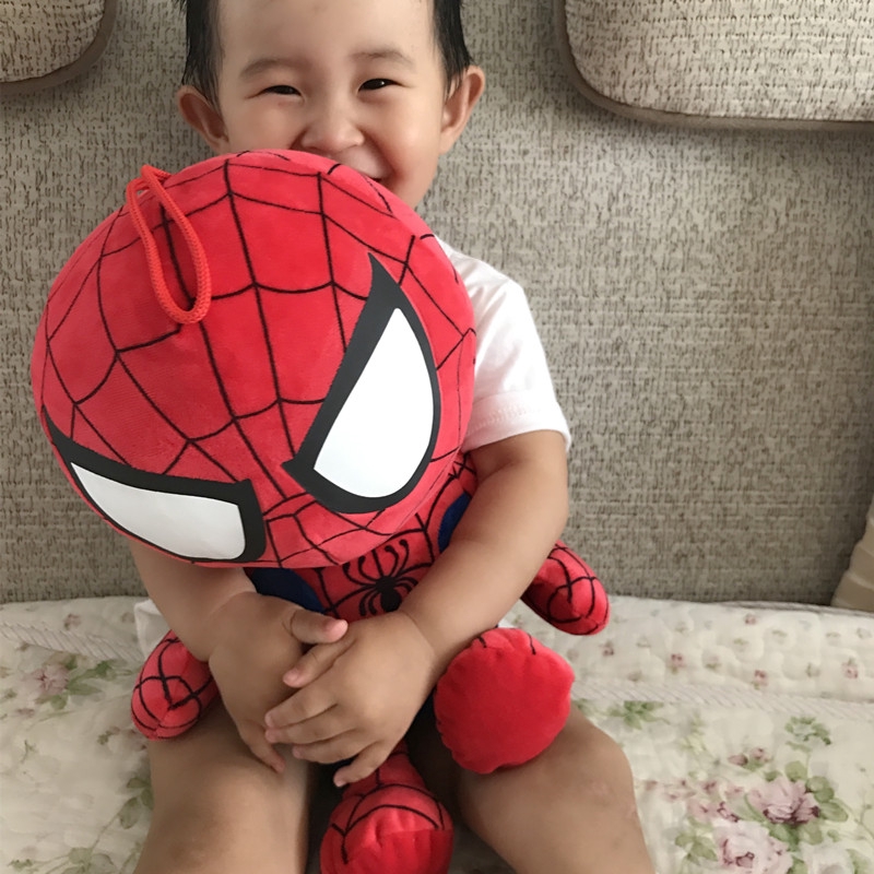 Búp Bê Nhồi Bông Hình Người Nhện Trong Phim The Avengers