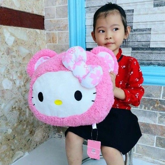 gấu bông kitty lông xù kiện nhật