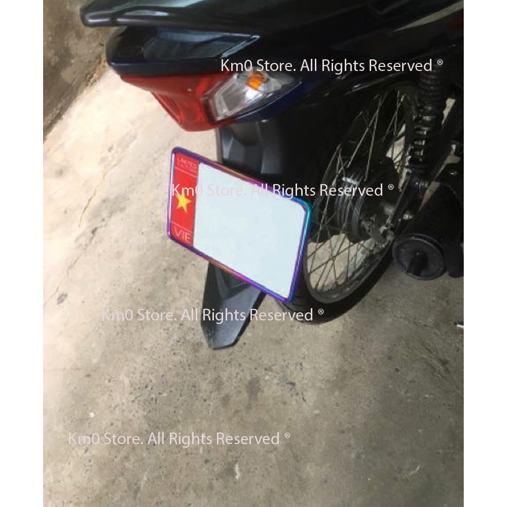Trọn Bộ Khung Biển Số Xe Máy INOX HÌNH LÁ CỜ