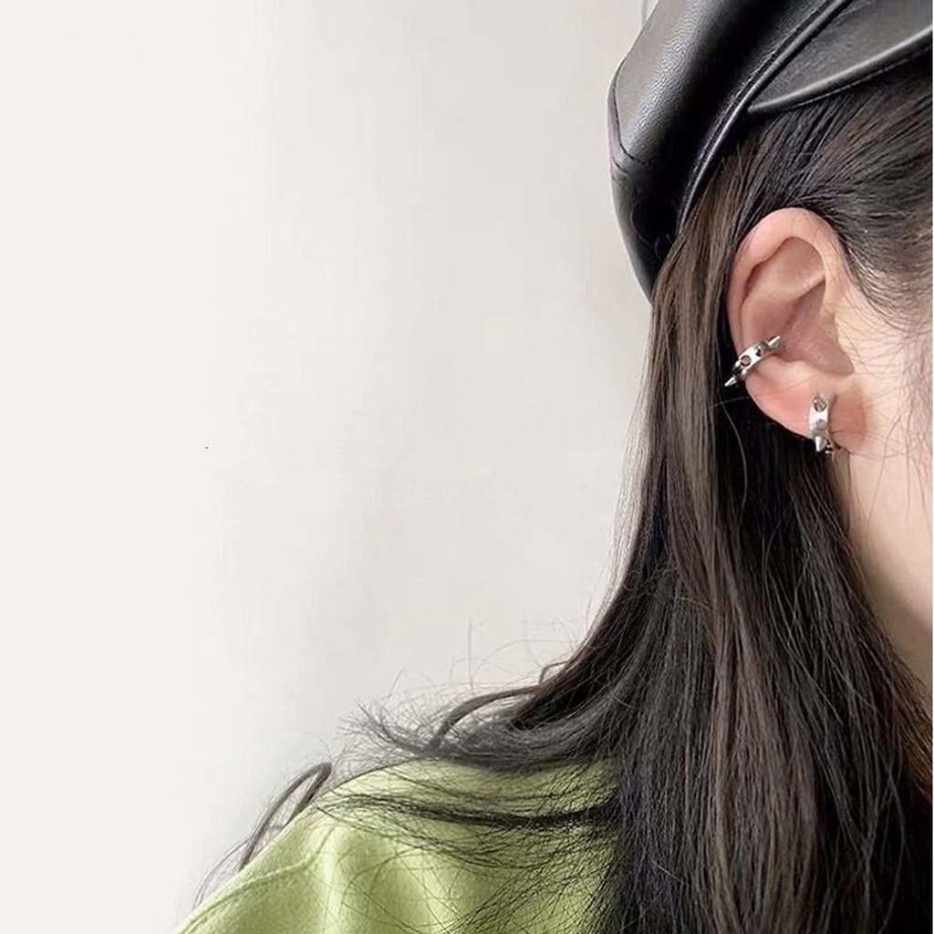 Bông tai dạng xỏ / bông tai dạng kẹp chi tiết đinh tán phong cách punk cổ điển thời trang cho nam và nữ