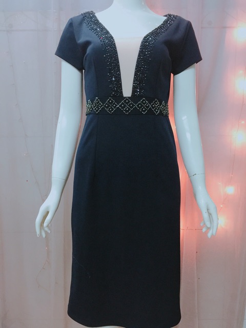 Đầm trung niên thiết kế và may theo số đo