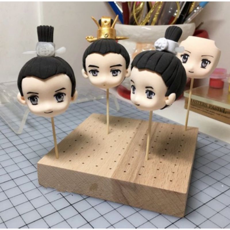 khuôn silicon  làm mặt chibi