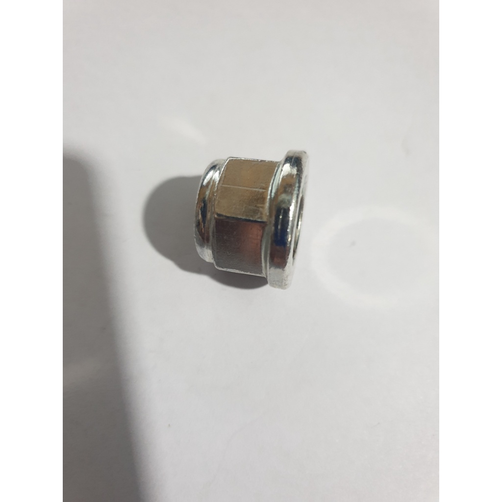 ỐC GẮN ĐẦU BÒ MÁY CẮT CỎ HU 143/541