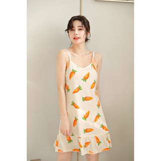 Váy ngủ 2 dây trắng cà rốt