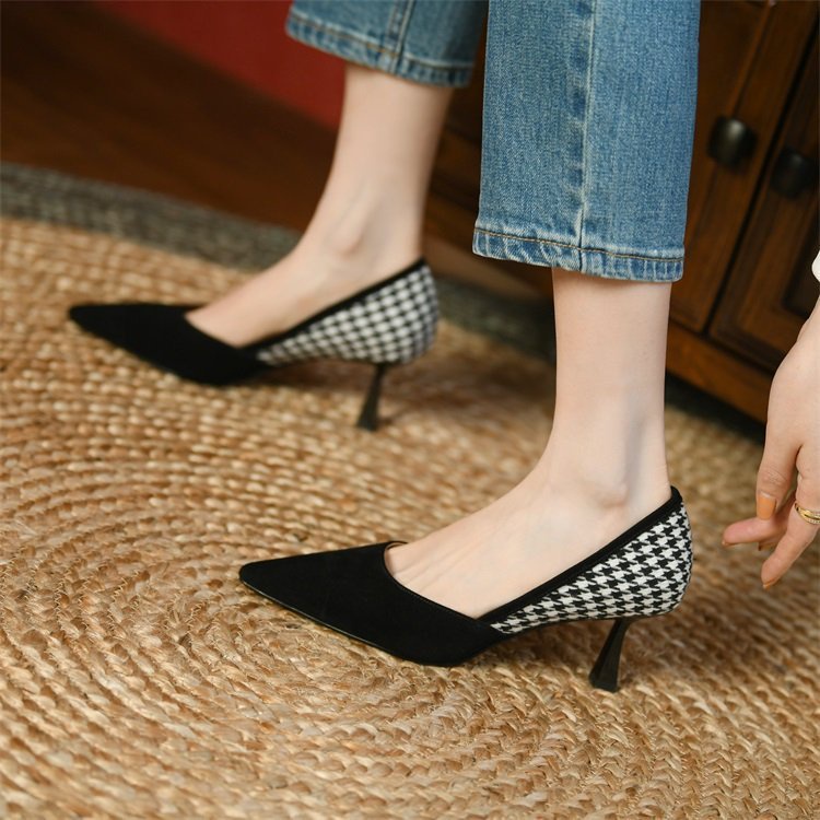 Giày cao gót mũi nhọn họa tiết caro phối màu sắc thời trang Hàn Quốc dành cho nữ