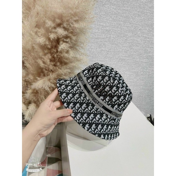 NÓN DIOR THỔ CẨM