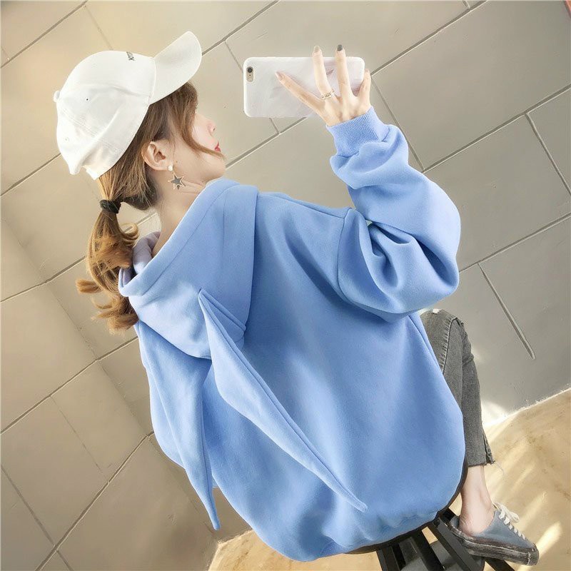 Áo khoác nỉ in hình tai thỏ | BigBuy360 - bigbuy360.vn