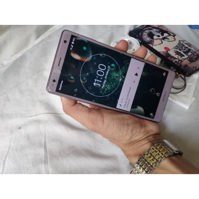 Điện thoại Sony Xperia XZ2 chống nước